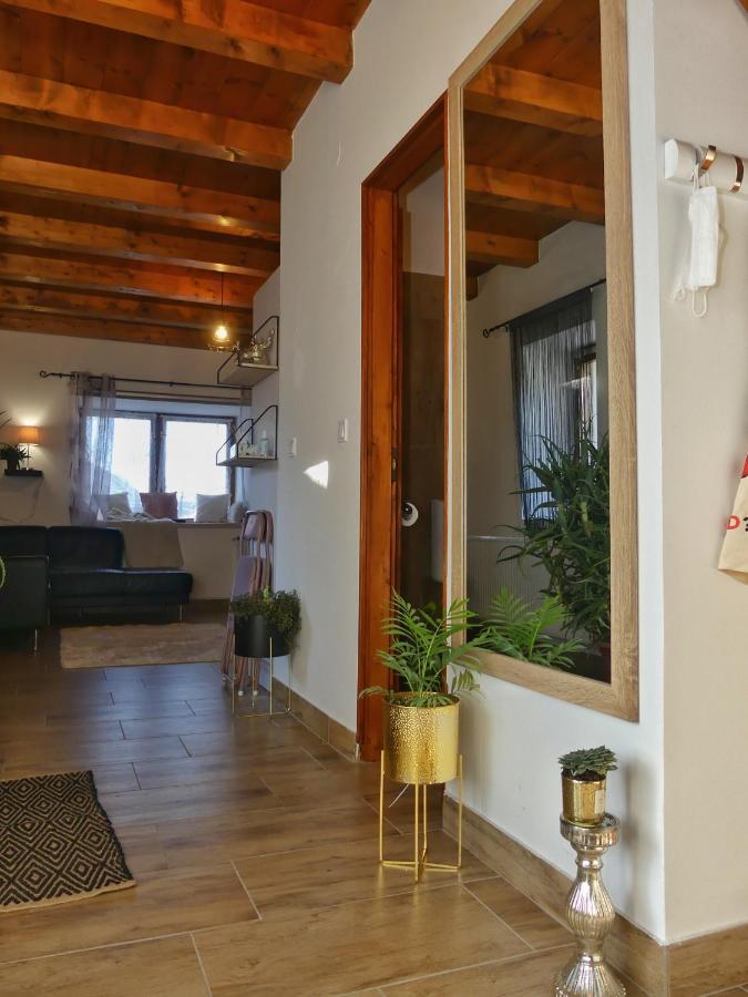 Csuecsoek Vendeghaz Apartment Eger Bagian luar foto