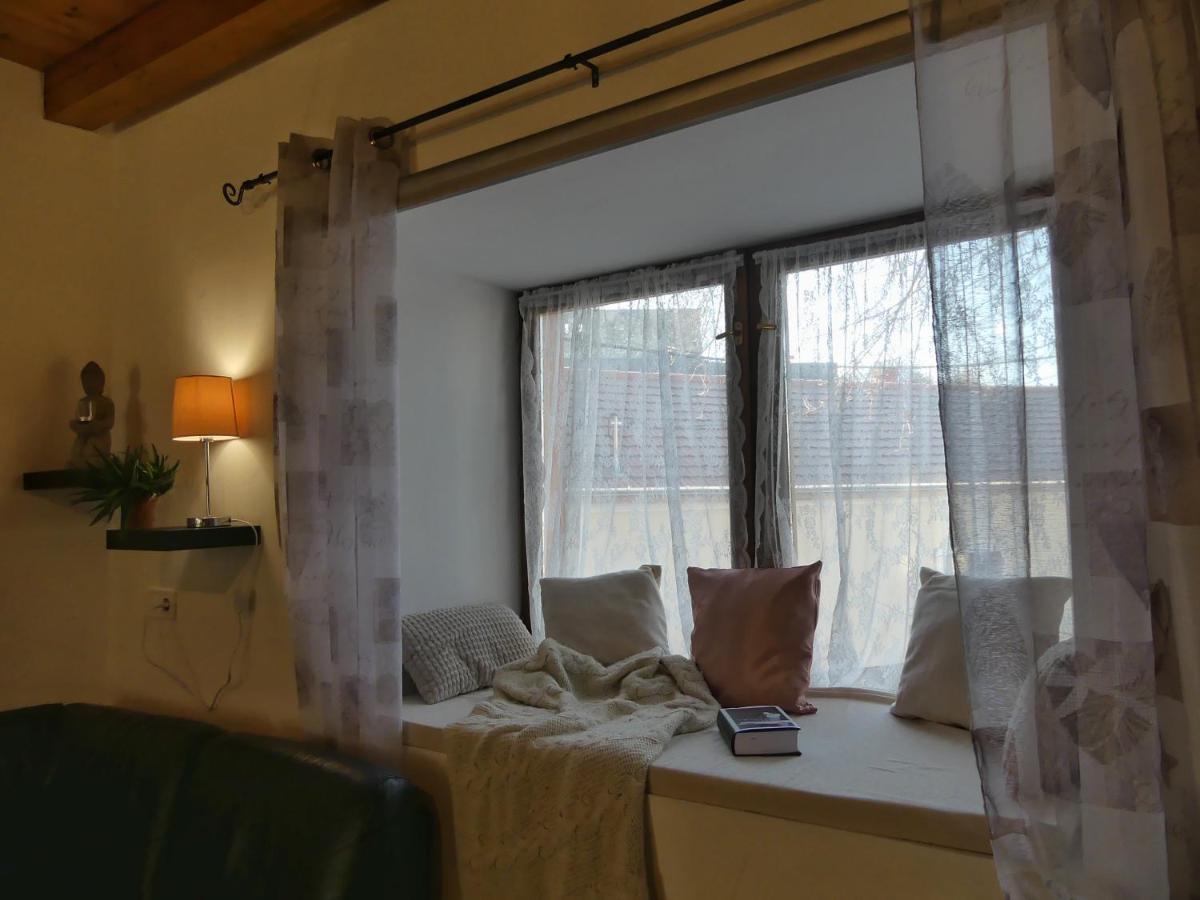 Csuecsoek Vendeghaz Apartment Eger Bagian luar foto